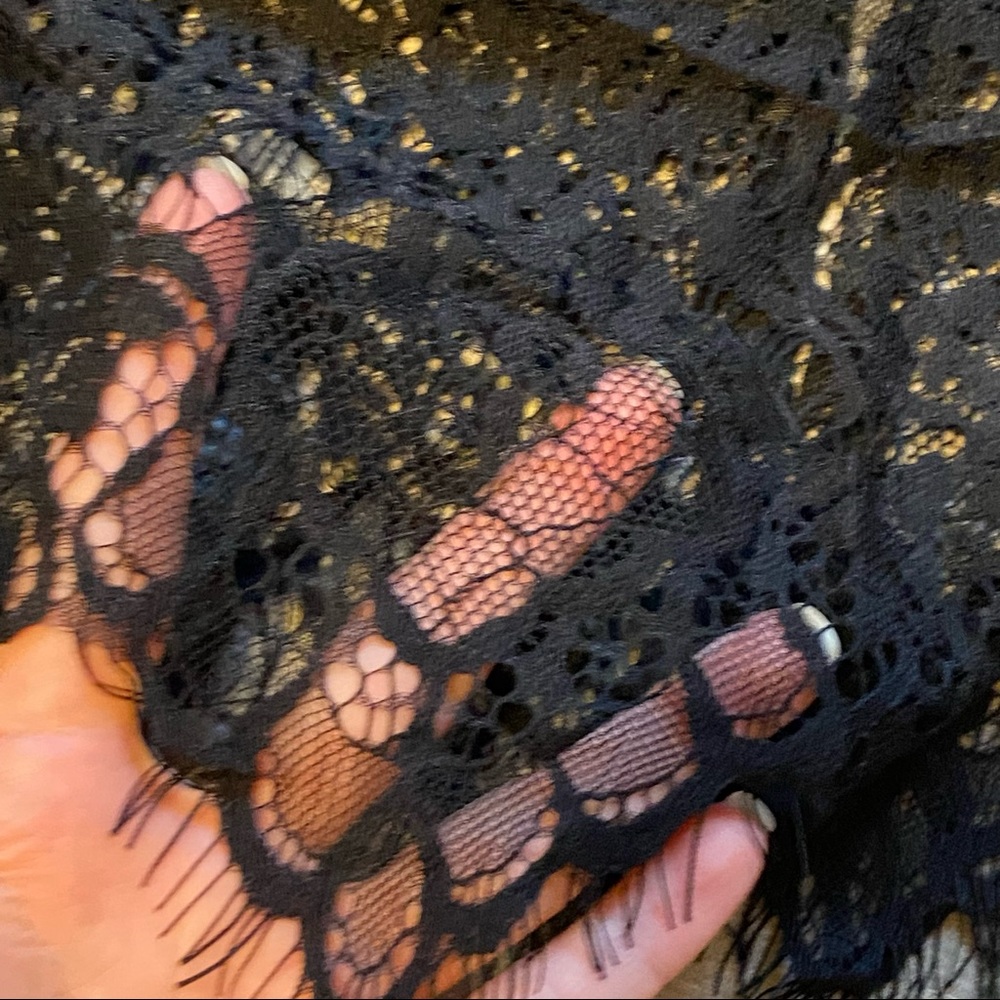 New black lace top - Picture 7 of 8